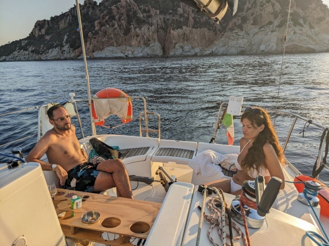 Siete un gruppo? perchè non prendere una barca tutta per voi... - STS Ogliastra 