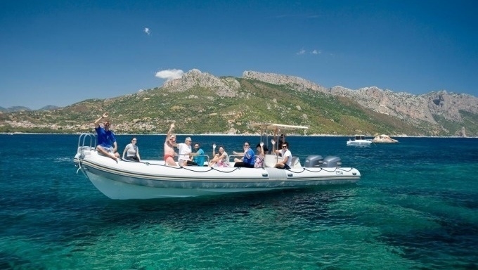 Excursions by rubber dinghy - STS Ogliastra - Info & Tours 